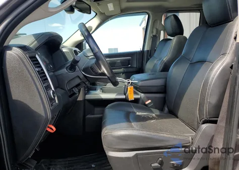 2015 Ram 1500 Sport z USA, uszkodzony, nr VIN 1C6RR7HT3FS771352